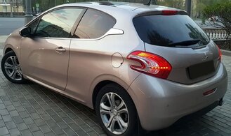Учебный автомобиль от Sofia France Auto - для безопасности дорожного движения